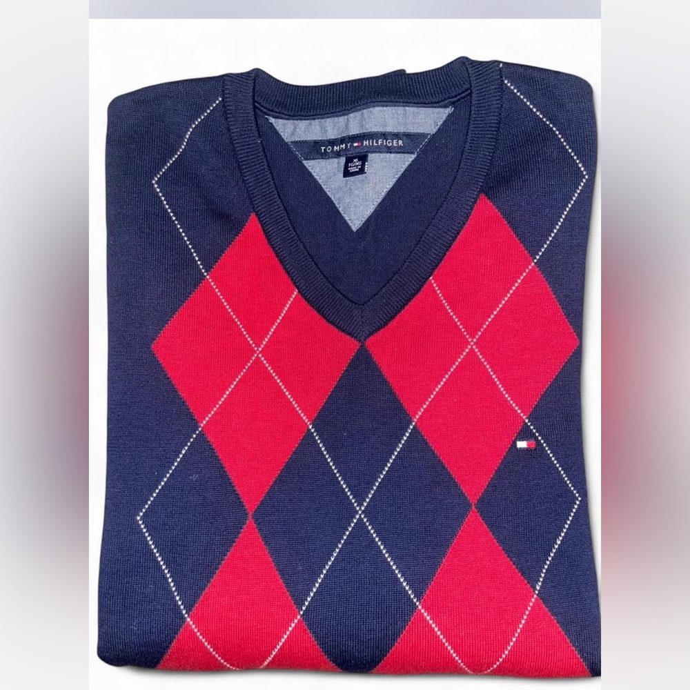 Tommy Hilfiger Men's V-Neck Sweater in Navy and Red
